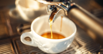 [일상건강] 의외로 콜레스테롤을 높일 수 있는 커피
